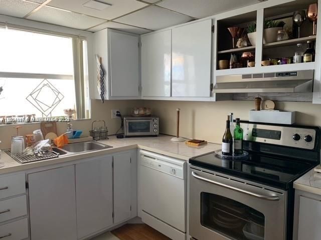 Recently Rented: $2,150 (1 beds, 1 baths, 1125 Square Feet)