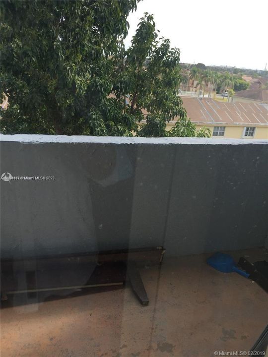 Recently Rented: $2,150 (1 beds, 1 baths, 1125 Square Feet)