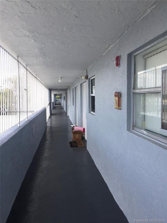 Recently Rented: $2,150 (1 beds, 1 baths, 1125 Square Feet)