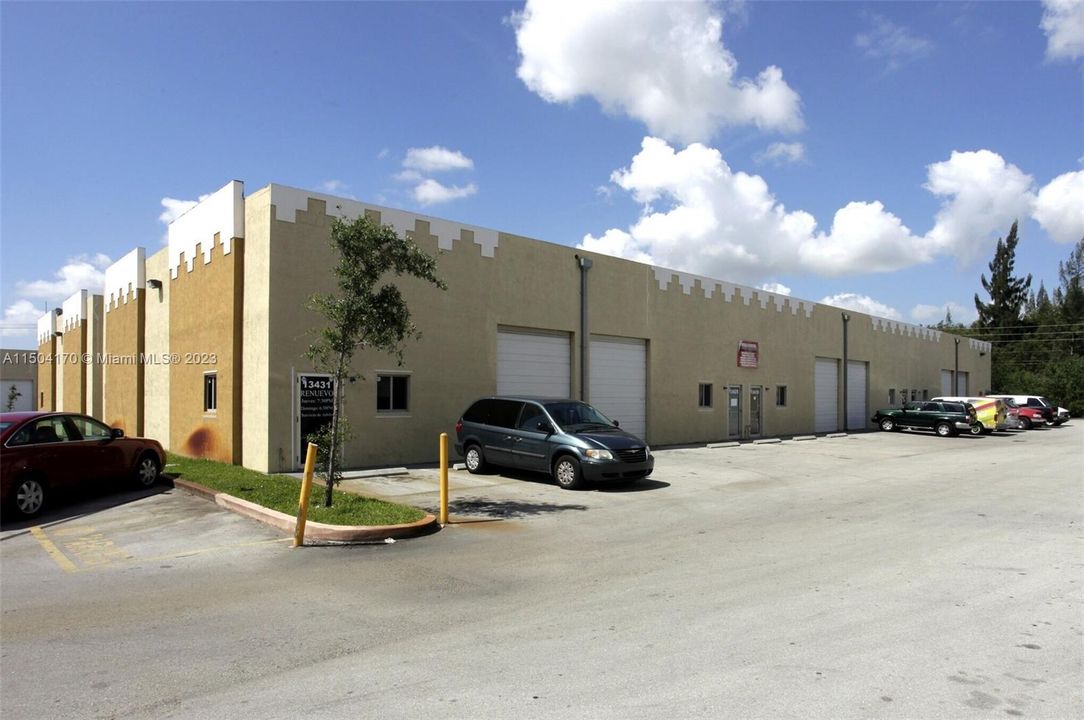 Recently Rented: $2,500 (0 beds, 0 baths, 0 Square Feet)