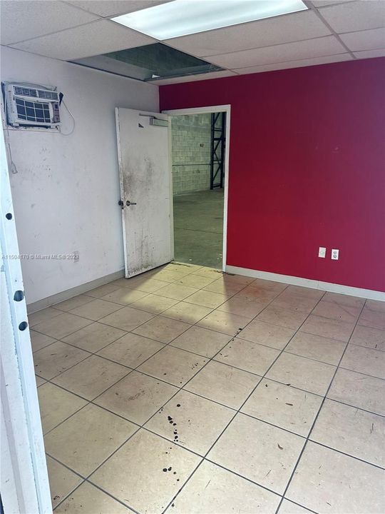 Recently Rented: $2,500 (0 beds, 0 baths, 0 Square Feet)