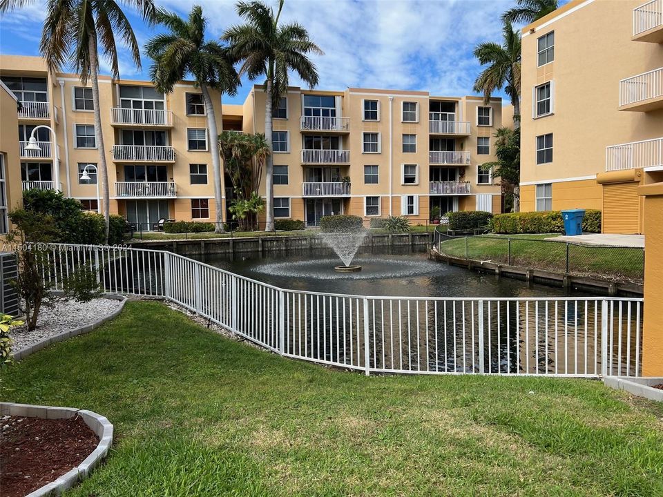 Recientemente alquilado: $2,150 (2 camas, 2 baños, 1020 Pies cuadrados)