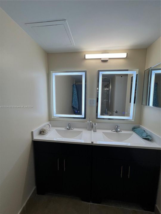 Recientemente alquilado: $2,150 (2 camas, 2 baños, 1020 Pies cuadrados)