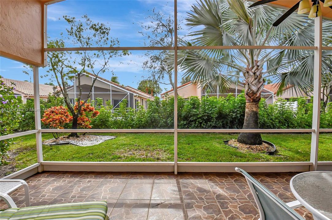 Recently Sold: $399,900 (3 beds, 2 baths, 1852 Square Feet)