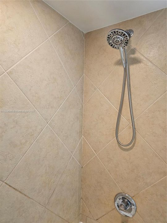 Недавно арендовано: $2,780 (1 спален, 1 ванн, 846 Квадратных фут)