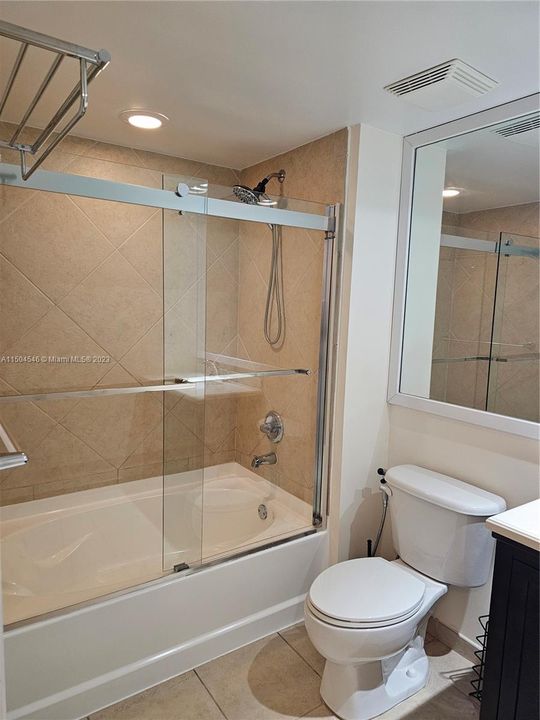 Недавно арендовано: $2,780 (1 спален, 1 ванн, 846 Квадратных фут)