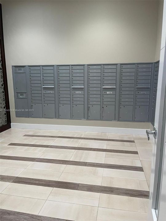 Recently Rented: $2,890 (2 beds, 2 baths, 1130 Square Feet)