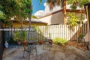 Recently Rented: $3,400 (3 beds, 2 baths, 1624 Square Feet)