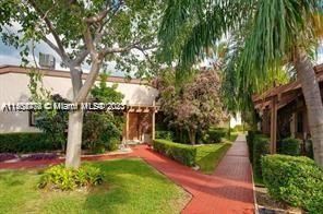 Recently Rented: $3,400 (3 beds, 2 baths, 1624 Square Feet)