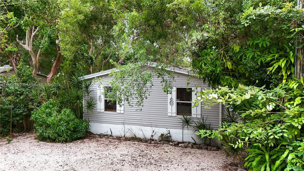 Recently Sold: $510,000 (3 beds, 2 baths, 960 Square Feet)