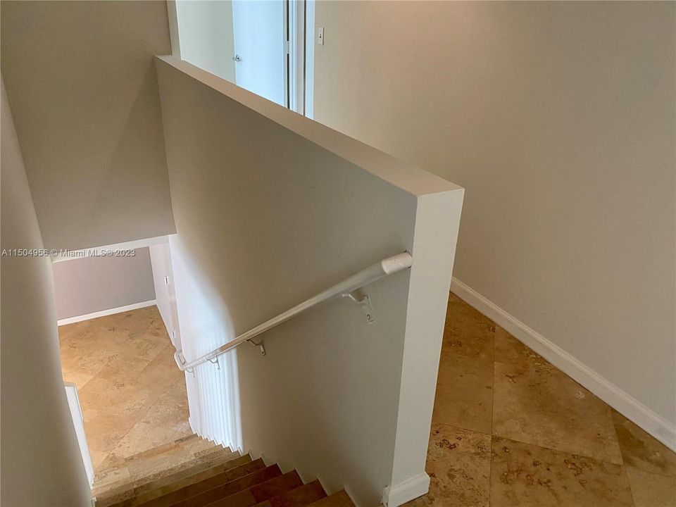 Recently Rented: $3,500 (2 beds, 2 baths, 1279 Square Feet)