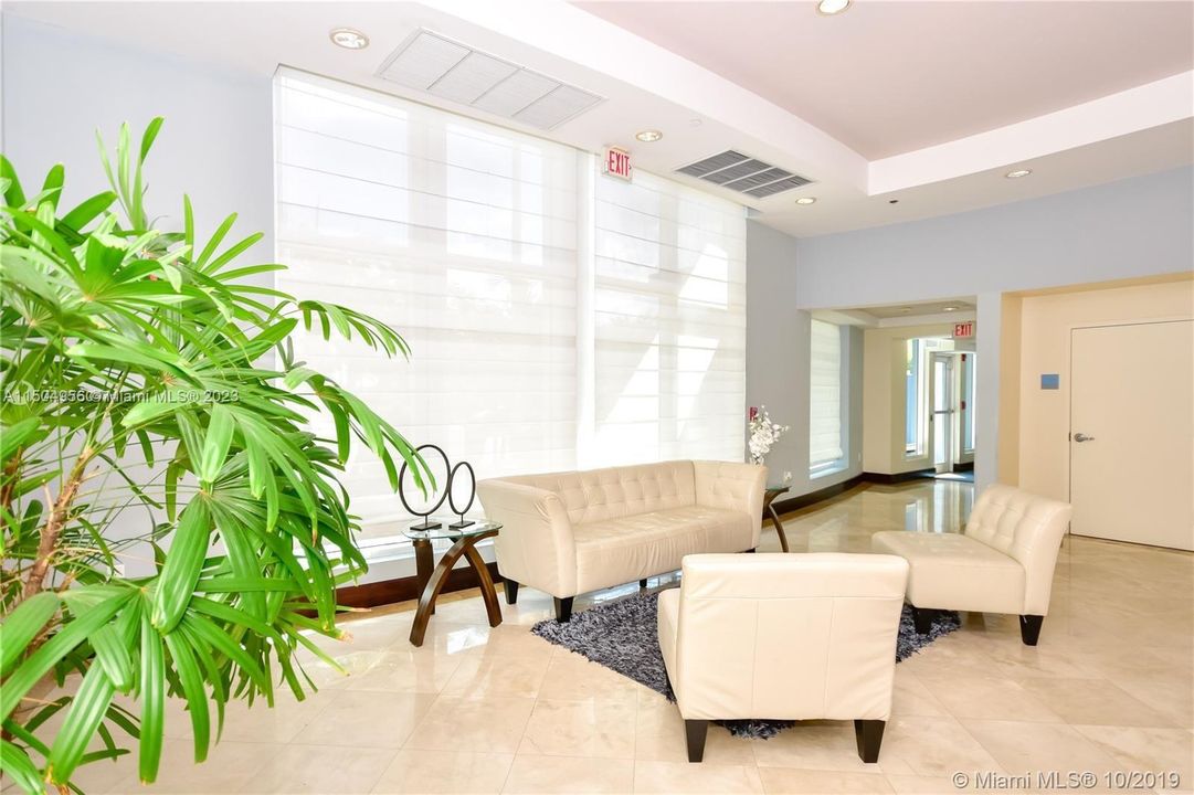 Recently Rented: $3,500 (2 beds, 2 baths, 1279 Square Feet)