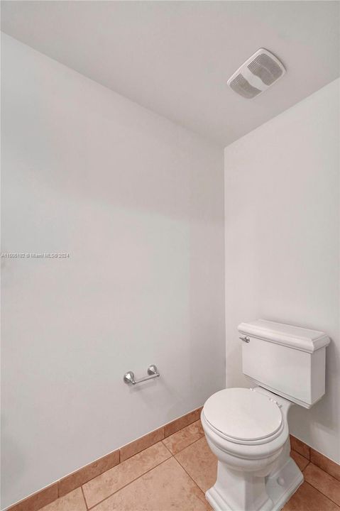 Recently Sold: $755,000 (2 beds, 2 baths, 1202 Square Feet)