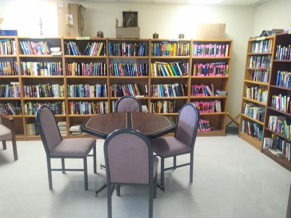 LIBRARY ROOM