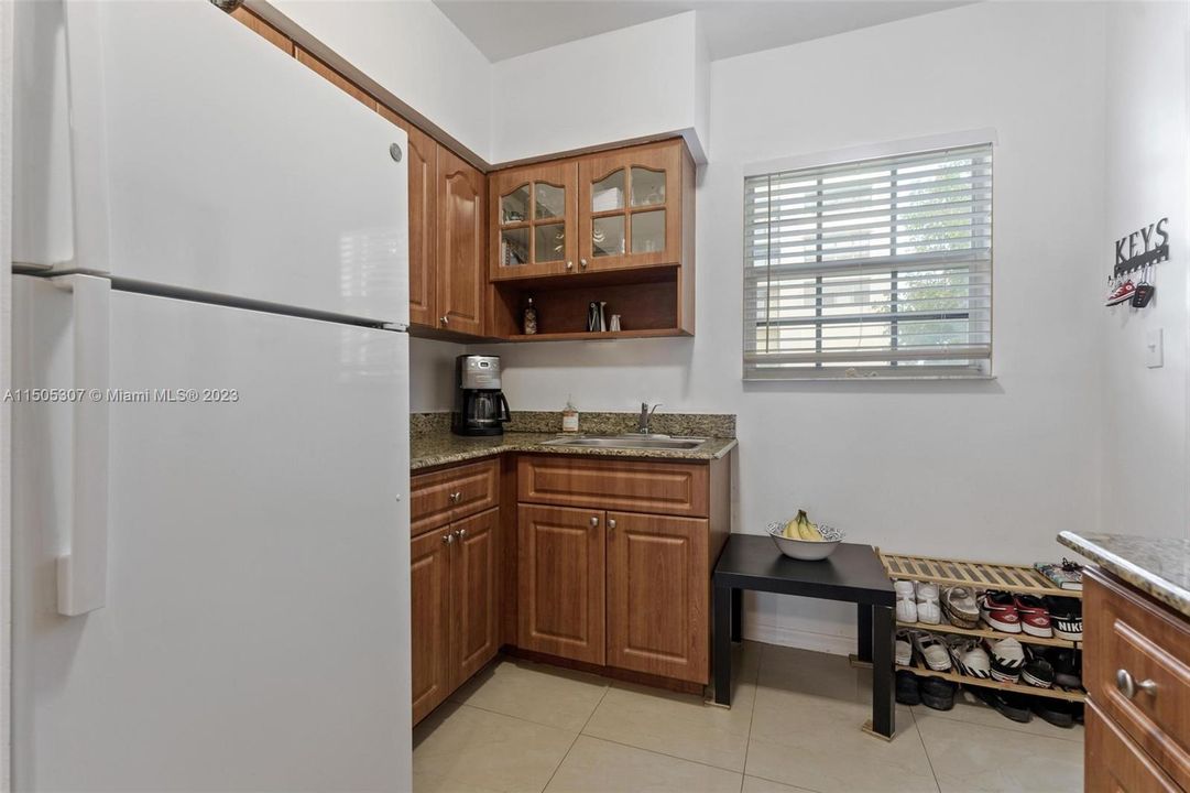 Recently Rented: $2,750 (2 beds, 2 baths, 1092 Square Feet)