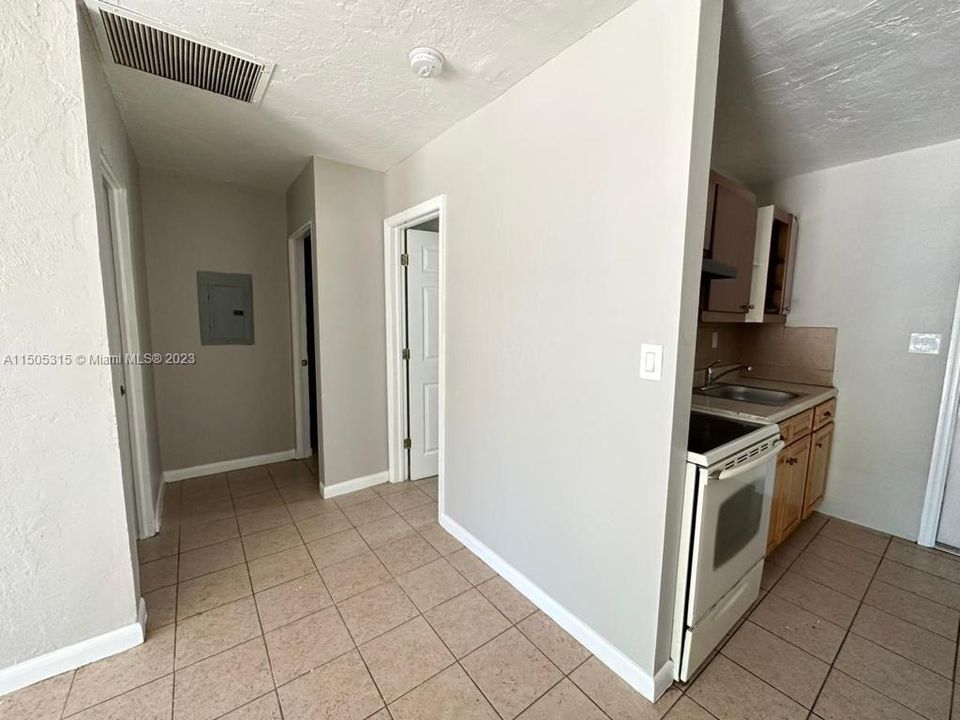 Recently Sold: $275,000 (0 beds, 0 baths, 1126 Square Feet)