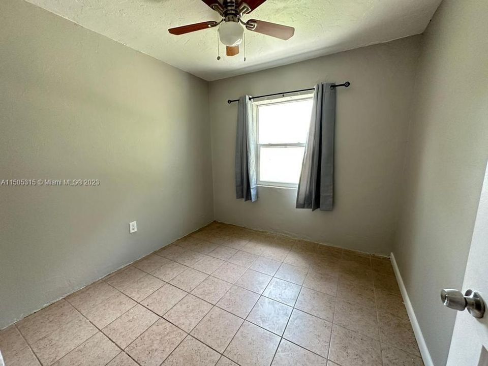 Recently Sold: $275,000 (0 beds, 0 baths, 1126 Square Feet)