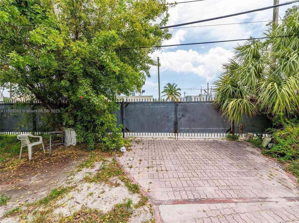 For Sale: $2,998,000 (0 beds, 0 baths, 0 Square Feet)