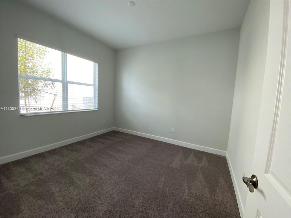 最近租的: $3,600 (3 贝兹, 2 浴室, 2322 平方英尺)