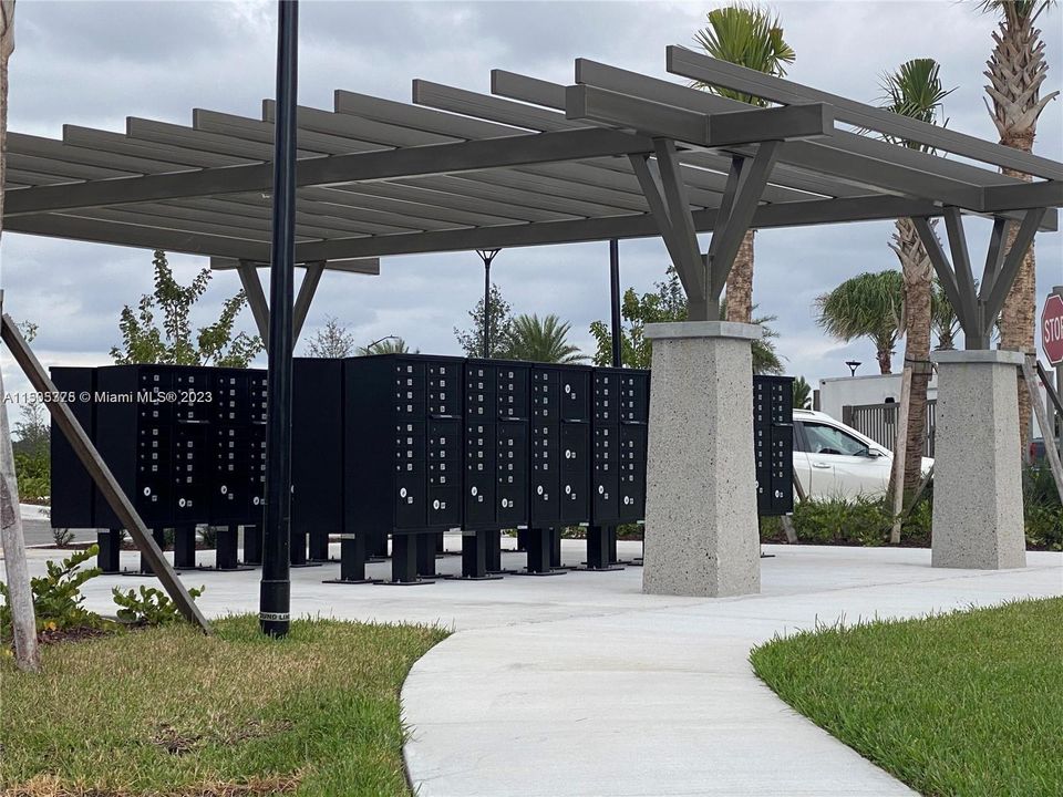 最近租的: $3,600 (3 贝兹, 2 浴室, 2322 平方英尺)