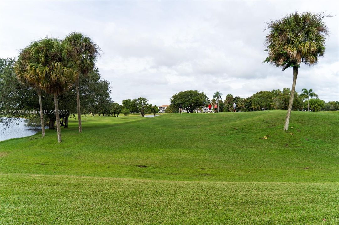 Recently Rented: $1,775 (1 beds, 1 baths, 1056 Square Feet)