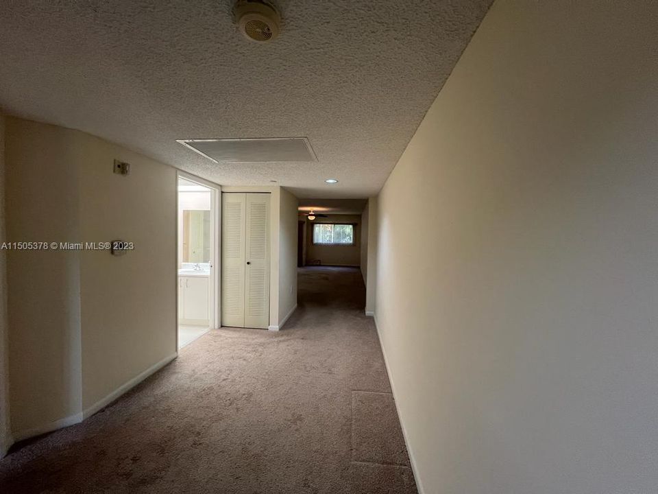 Recently Rented: $1,775 (1 beds, 1 baths, 1056 Square Feet)