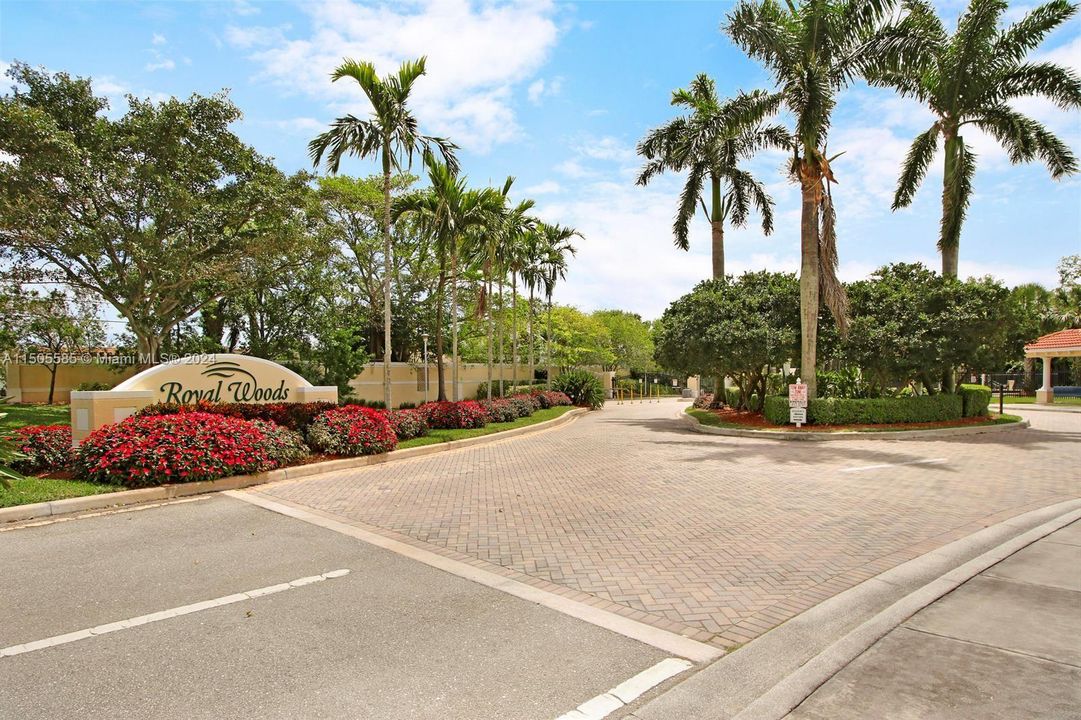 Recently Rented: $2,500 (2 beds, 2 baths, 1068 Square Feet)