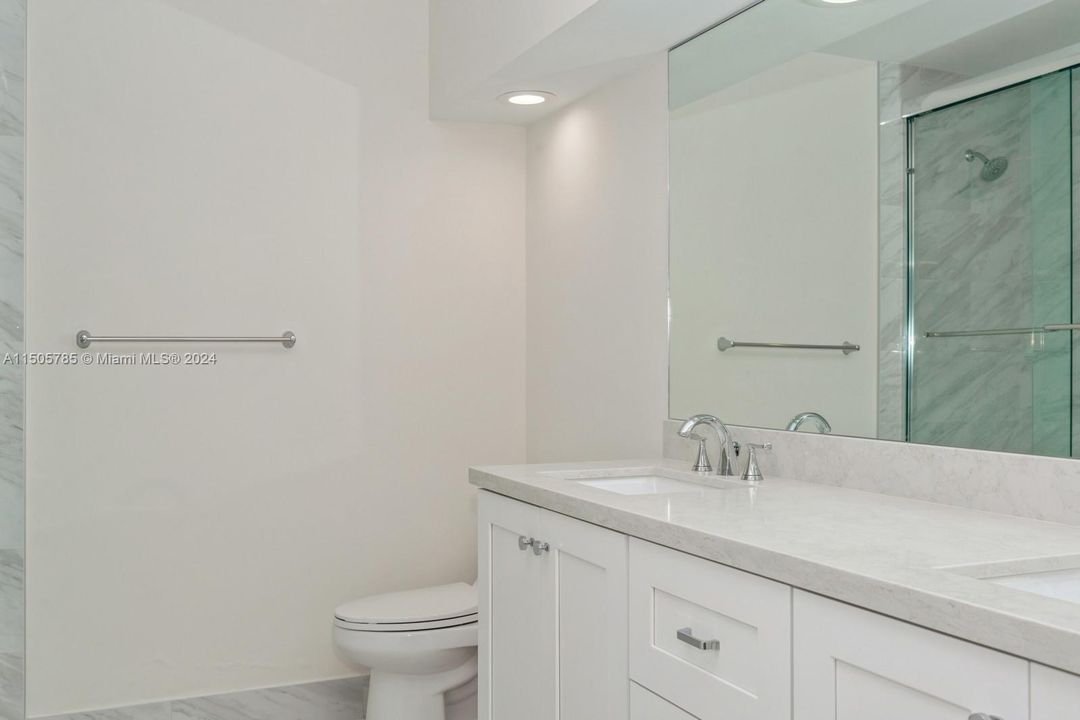 Recently Rented: $13,200 (5 beds, 4 baths, 3662 Square Feet)