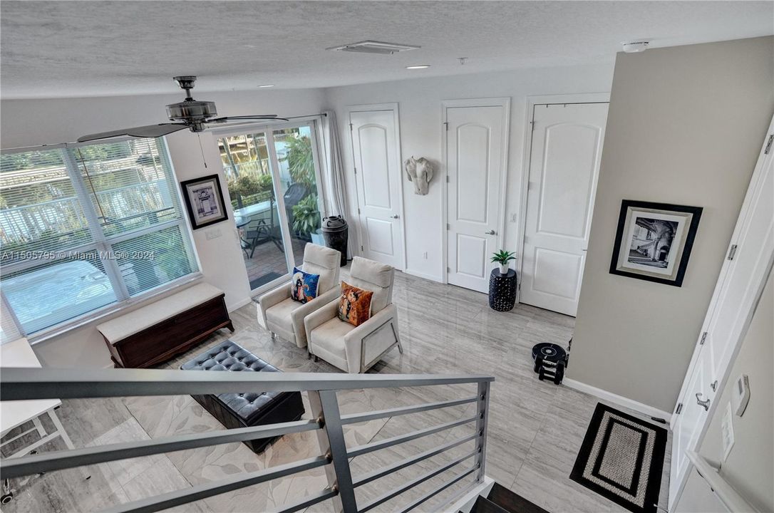 Recently Sold: $1,049,000 (3 beds, 2 baths, 2152 Square Feet)