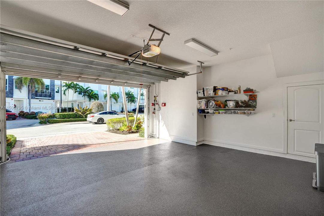 Recently Sold: $1,049,000 (3 beds, 2 baths, 2152 Square Feet)