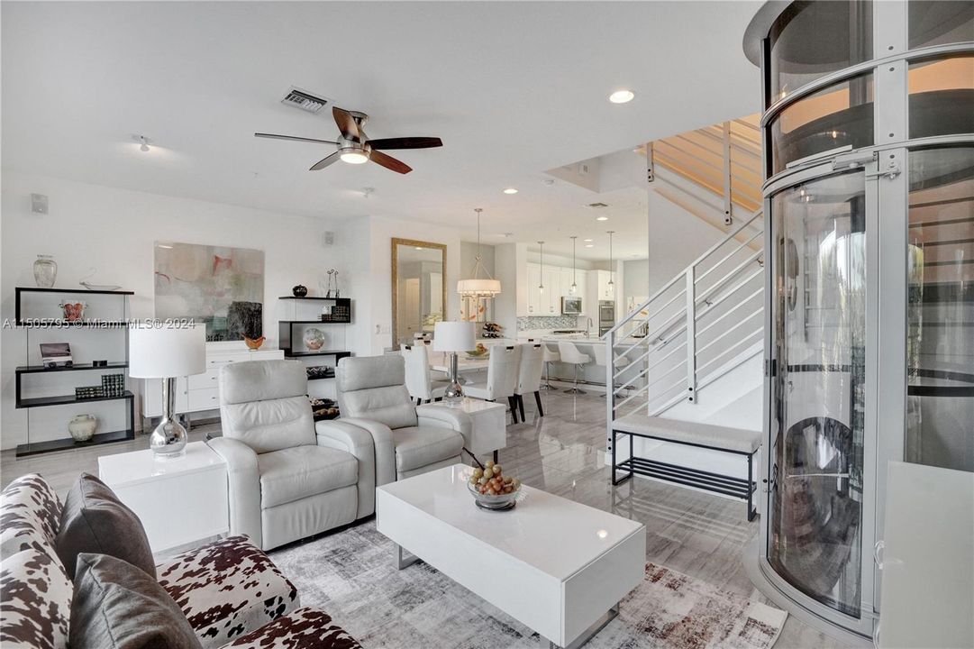 Recently Sold: $1,049,000 (3 beds, 2 baths, 2152 Square Feet)