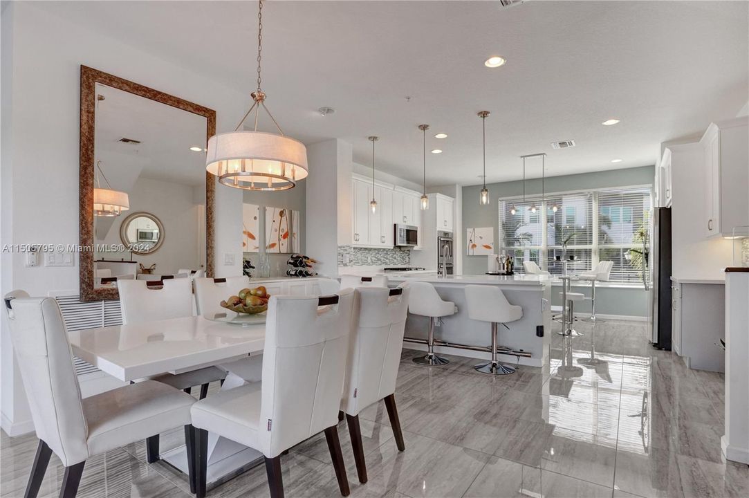 Recently Sold: $1,049,000 (3 beds, 2 baths, 2152 Square Feet)