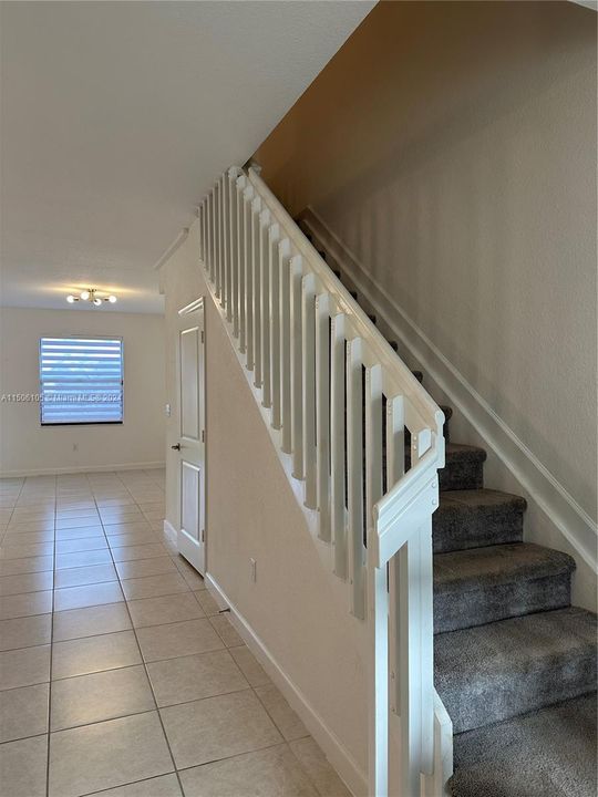 Recently Sold: $470,000 (3 beds, 2 baths, 1772 Square Feet)