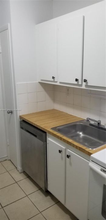 Recientemente alquilado: $1,900 (2 camas, 1 baños, 639 Pies cuadrados)