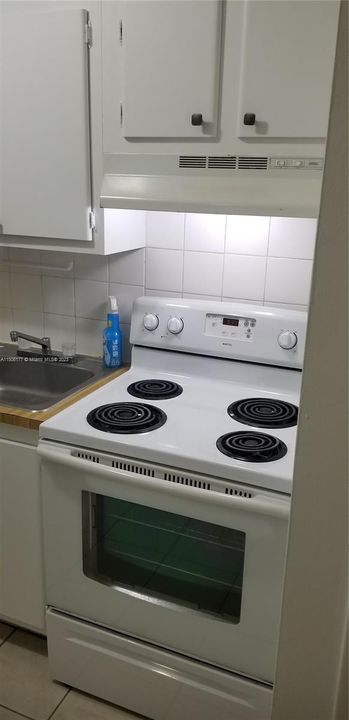 Recientemente alquilado: $1,900 (2 camas, 1 baños, 639 Pies cuadrados)