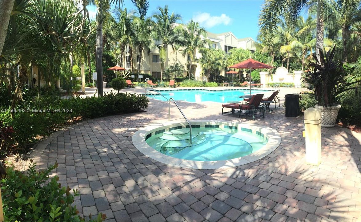 Recently Rented: $1,800 (1 beds, 1 baths, 615 Square Feet)