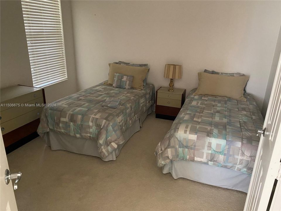 En Renta: $4,350 (4 camas, 2 baños, 2199 Pies cuadrados)