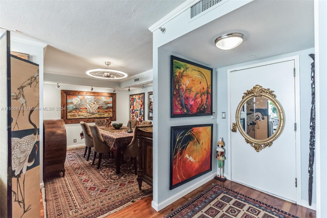 最近售出: $475,000 (2 贝兹, 2 浴室, 1535 平方英尺)