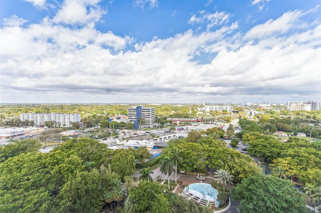 最近售出: $475,000 (2 贝兹, 2 浴室, 1535 平方英尺)