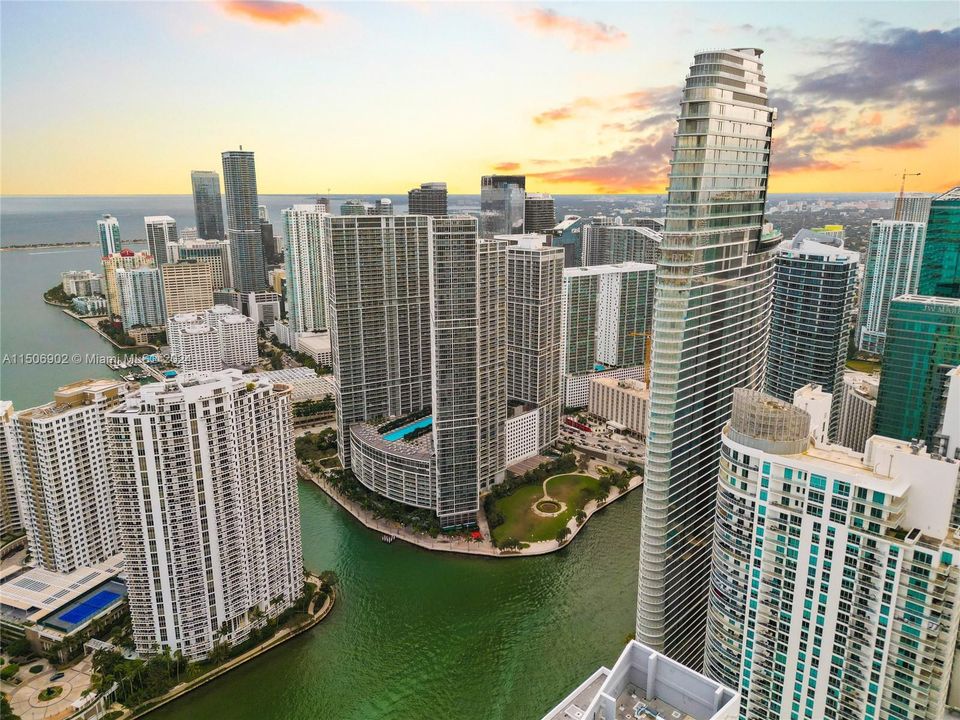 Recientemente alquilado: $6,999 (2 camas, 2 baños, 1654 Pies cuadrados)