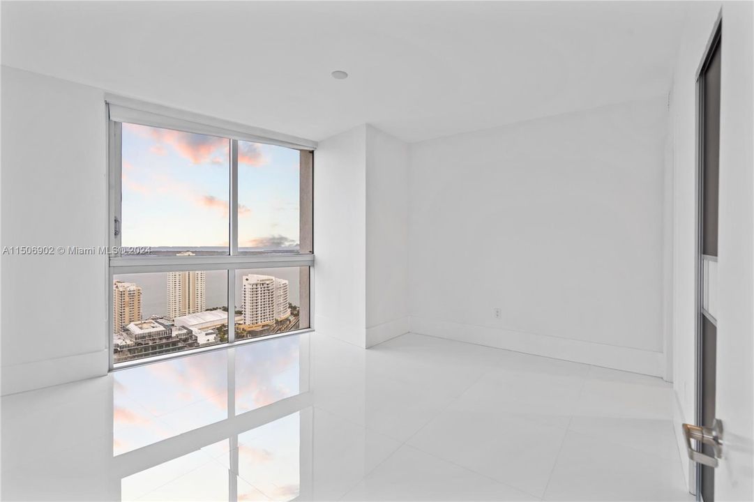 Recientemente alquilado: $6,999 (2 camas, 2 baños, 1654 Pies cuadrados)