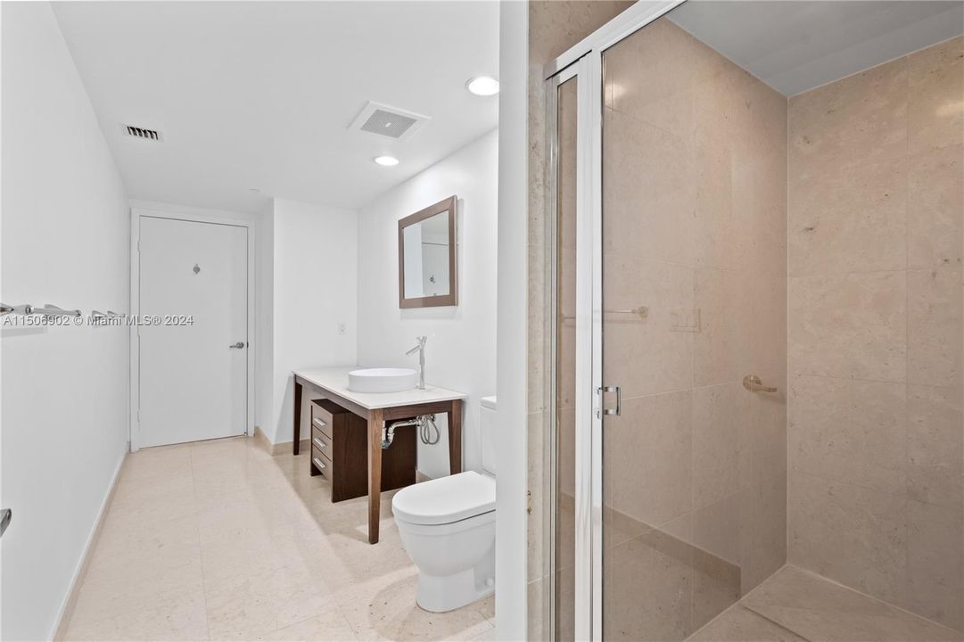 Recientemente alquilado: $6,999 (2 camas, 2 baños, 1654 Pies cuadrados)