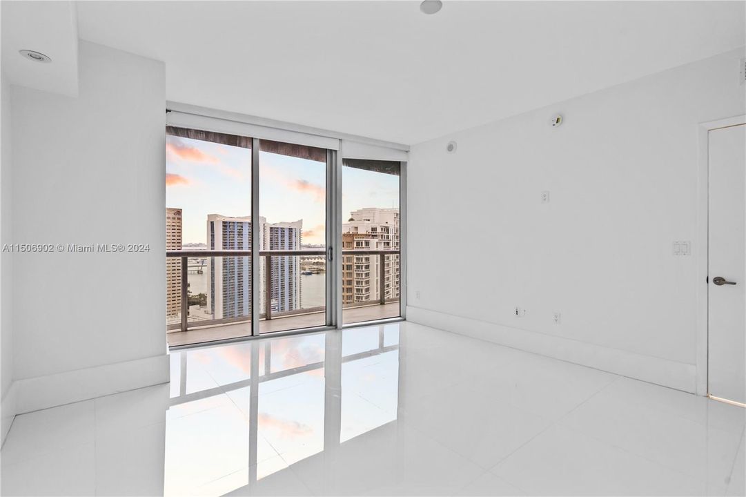 Recientemente alquilado: $6,999 (2 camas, 2 baños, 1654 Pies cuadrados)