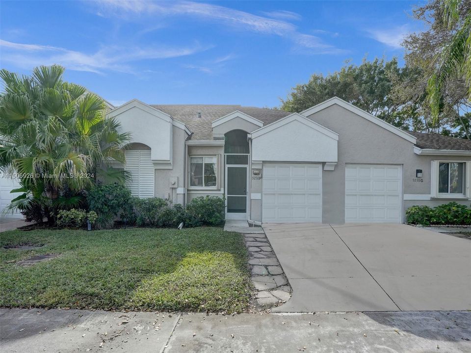 Recently Sold: $429,000 (2 beds, 2 baths, 1308 Square Feet)