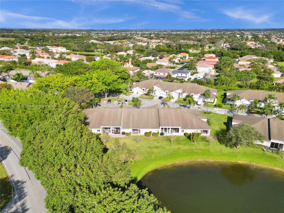 Recently Sold: $429,000 (2 beds, 2 baths, 1308 Square Feet)