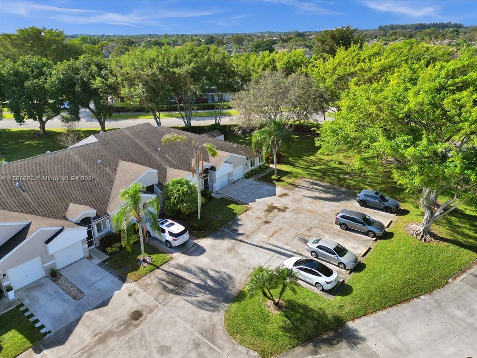 Recently Sold: $429,000 (2 beds, 2 baths, 1308 Square Feet)