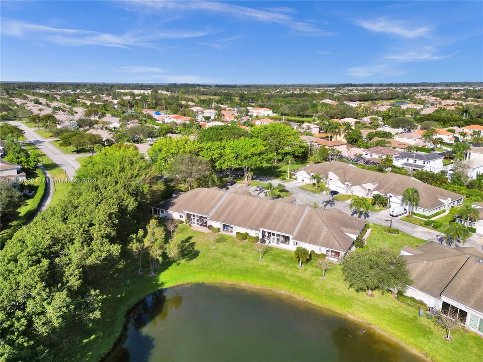 Recently Sold: $429,000 (2 beds, 2 baths, 1308 Square Feet)