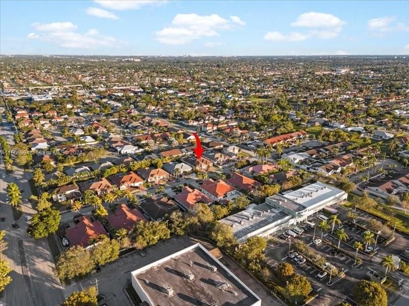 Recently Sold: $1,100,000 (4 beds, 3 baths, 2694 Square Feet)