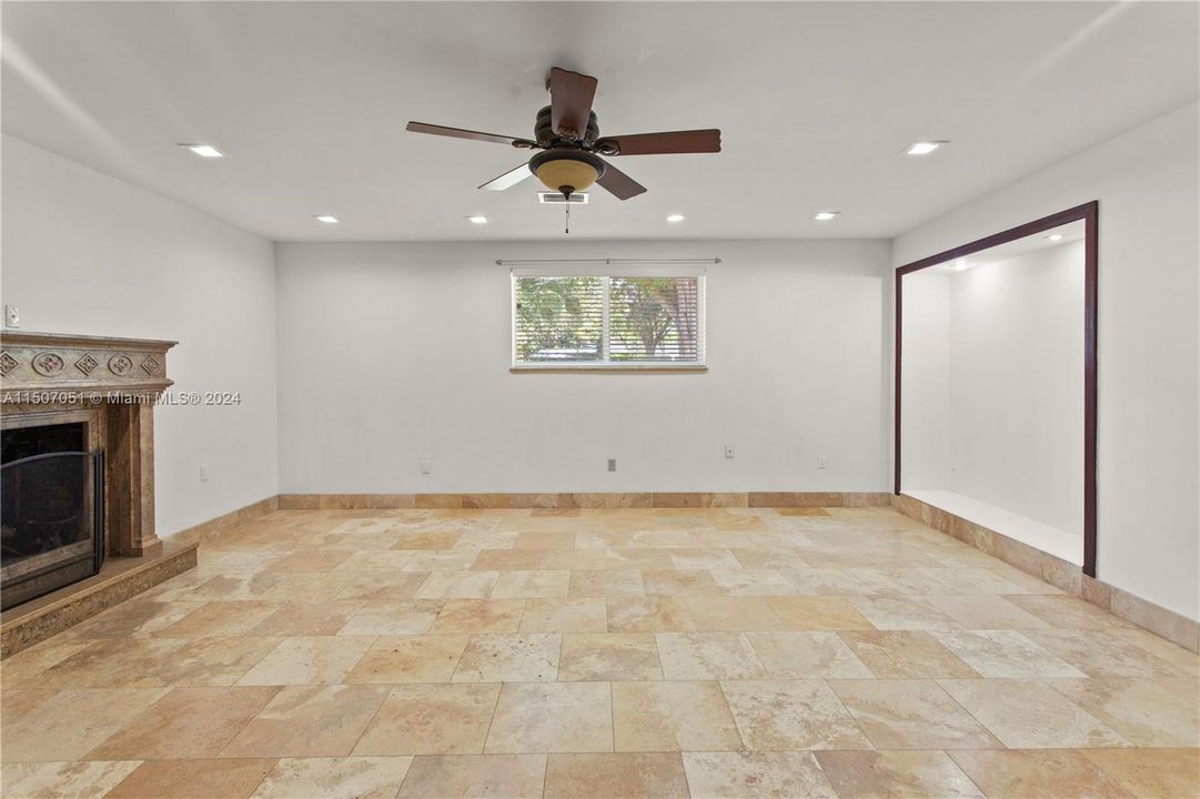 Recently Sold: $1,499,000 (3 beds, 2 baths, 2148 Square Feet)