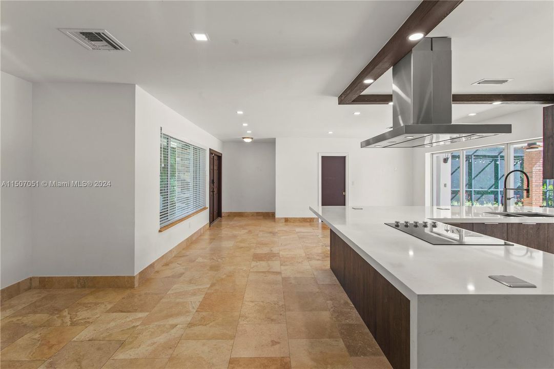 Recently Sold: $1,499,000 (3 beds, 2 baths, 2148 Square Feet)